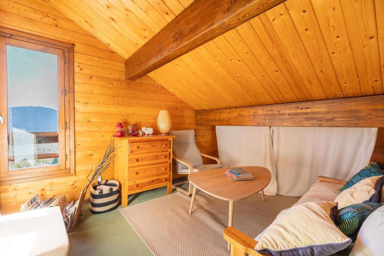 Chalet Les Tilleuls - Jolie Vue Montagne Et Lac Les Angles  Εξωτερικό φωτογραφία