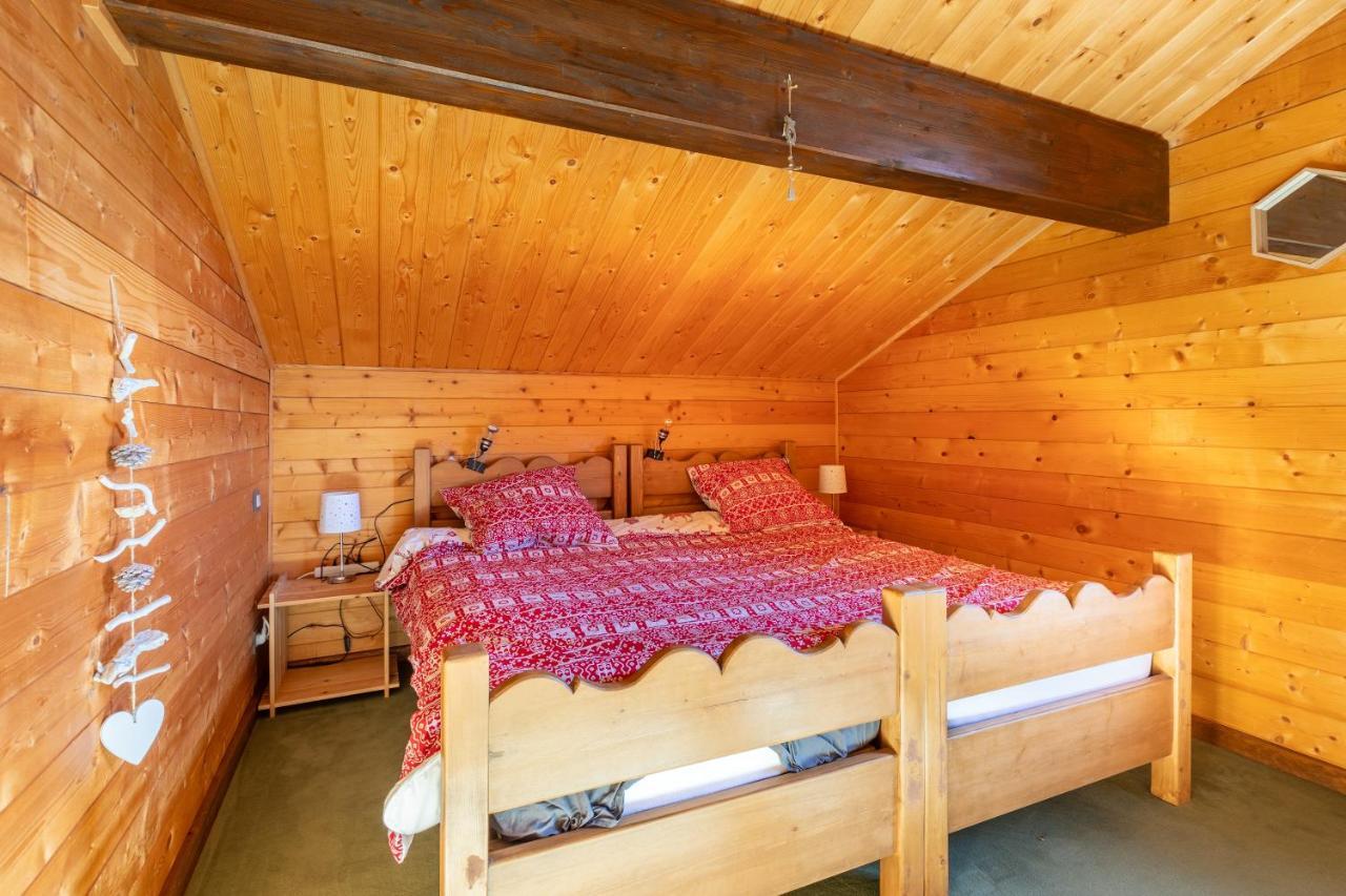 Chalet Les Tilleuls - Jolie Vue Montagne Et Lac Les Angles  Εξωτερικό φωτογραφία